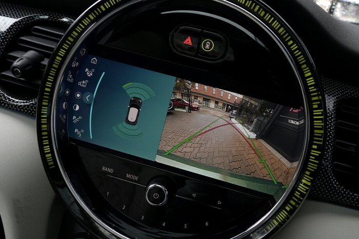 2022 Mini Hatch