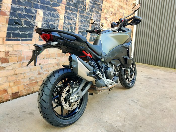 2025 DUCATI MULTISTRADA V2 S DUAL PURPOSE TRAVEL EDITION