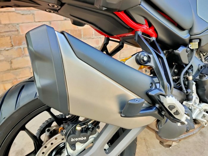 2025 DUCATI MULTISTRADA V2 S DUAL PURPOSE TRAVEL EDITION