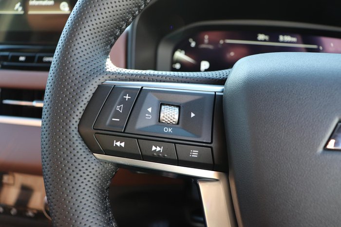 2025 Mitsubishi Outlander Exceed Tourer