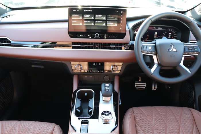 2025 Mitsubishi Outlander Exceed Tourer