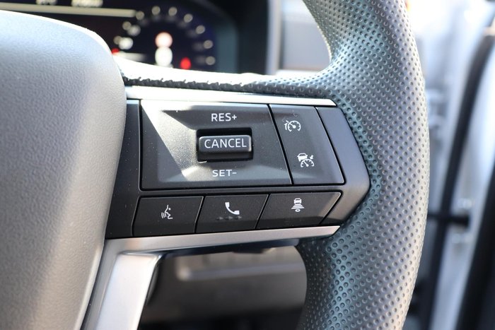 2025 Mitsubishi Outlander ES