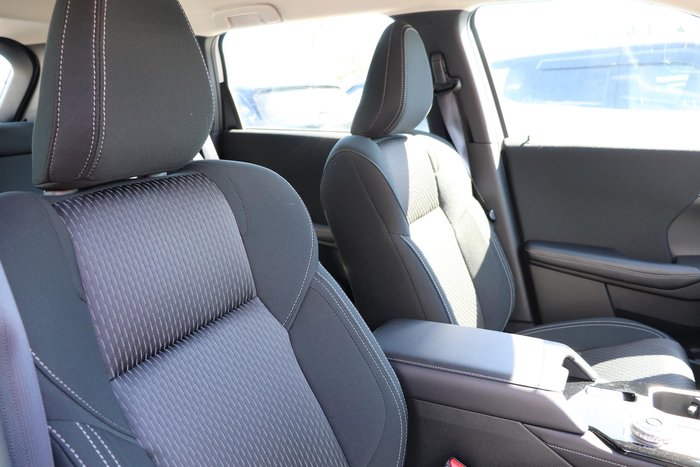 2025 Mitsubishi Outlander ES