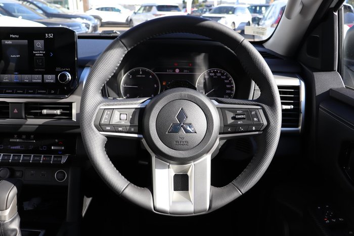 2025 Mitsubishi Triton GLS