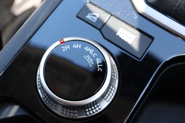 2025 Mitsubishi Triton GLS