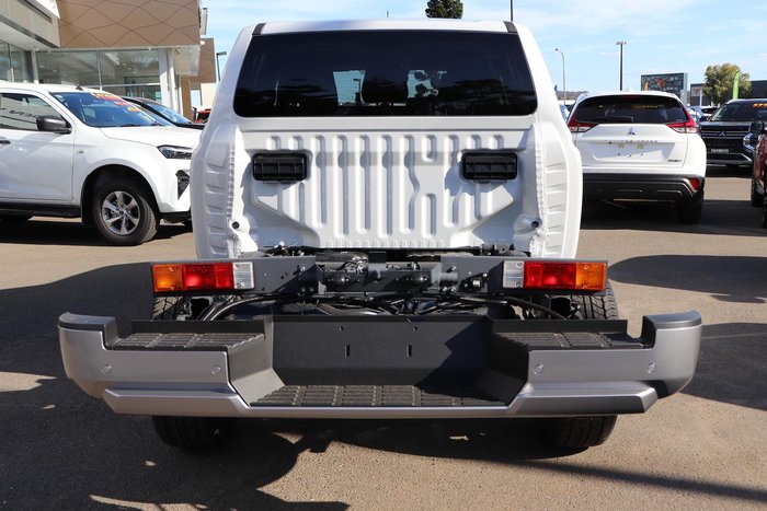 2025 Mitsubishi Triton GLS