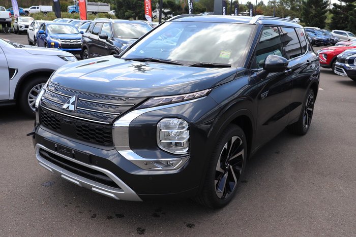 2025 Mitsubishi Outlander PHEV Exceed Tourer