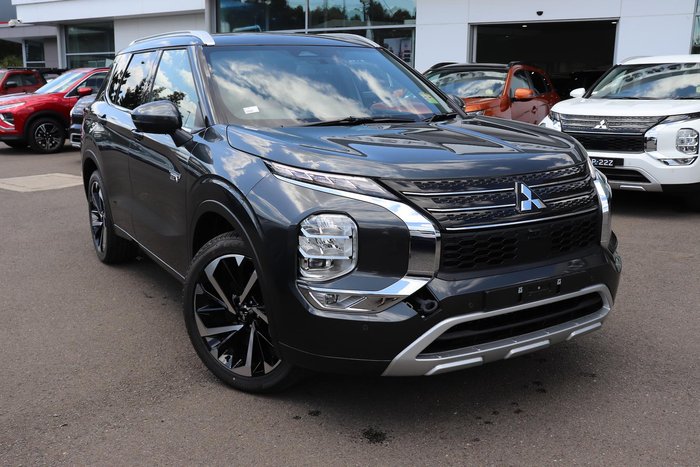 2025 Mitsubishi Outlander PHEV Exceed Tourer