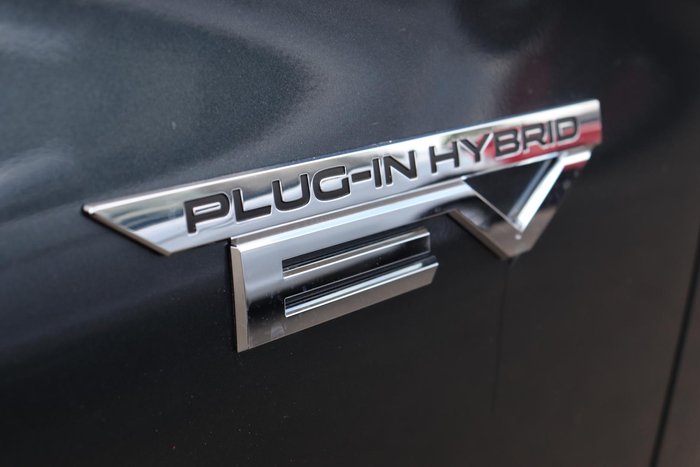 2025 Mitsubishi Outlander PHEV Exceed Tourer