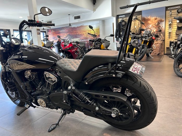 2018 Indian SCOUT BOBBER THUNDER BLACK Thunder Black