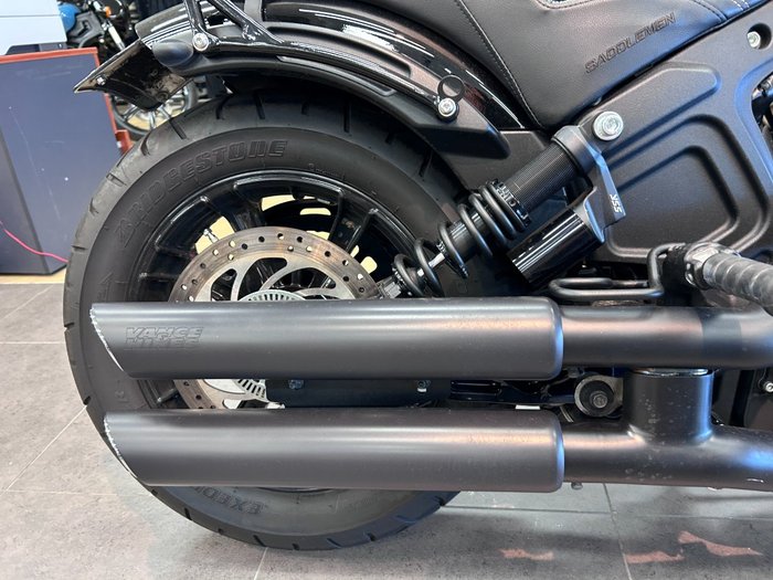 2018 Indian SCOUT BOBBER THUNDER BLACK Thunder Black