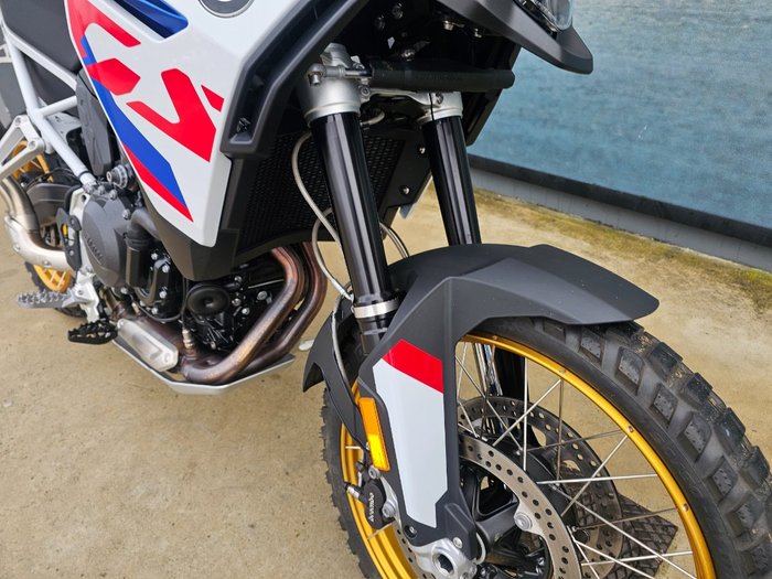 2024 BMW Motorrad F 900 GS White