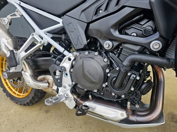 2024 BMW Motorrad F 900 GS White