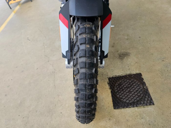 2024 BMW Motorrad F 900 GS White
