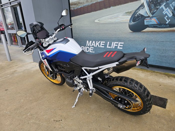 2024 BMW Motorrad F 900 GS White