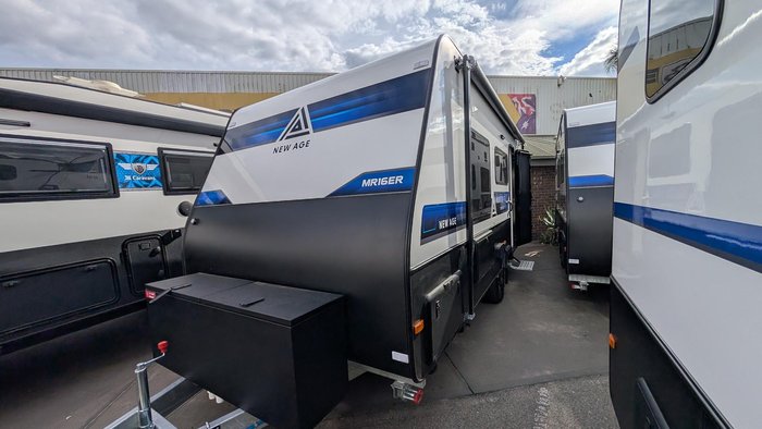 2024 New Age Caravans 16' Manta Ray Embark