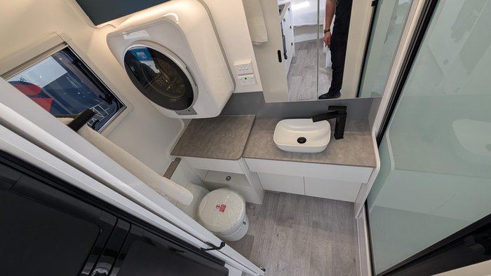 2024 New Age Caravans 16' Manta Ray Embark Save $11,677 Was $74,990