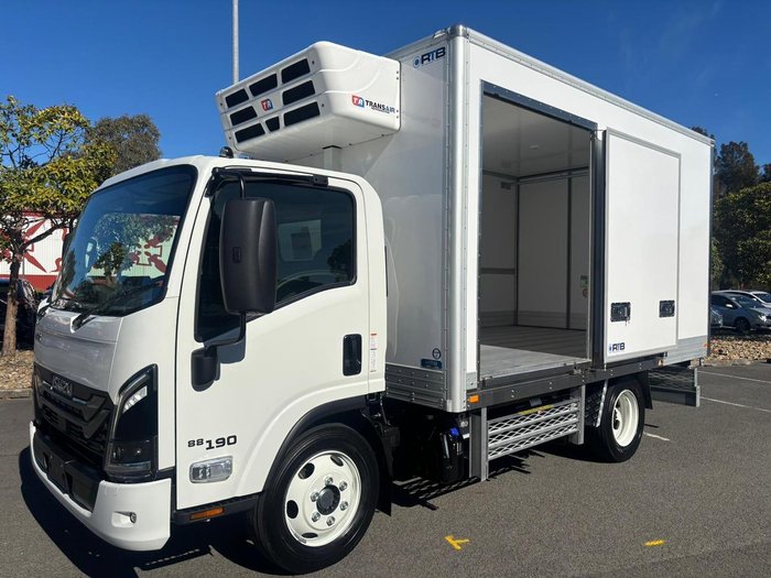 2025 Isuzu N Series NQR 88/80-190 AM D34