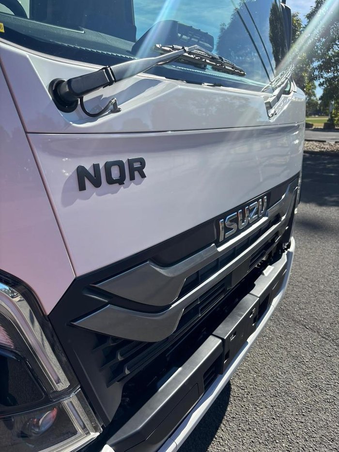 2025 Isuzu N Series NQR 88/80-190 AM D34