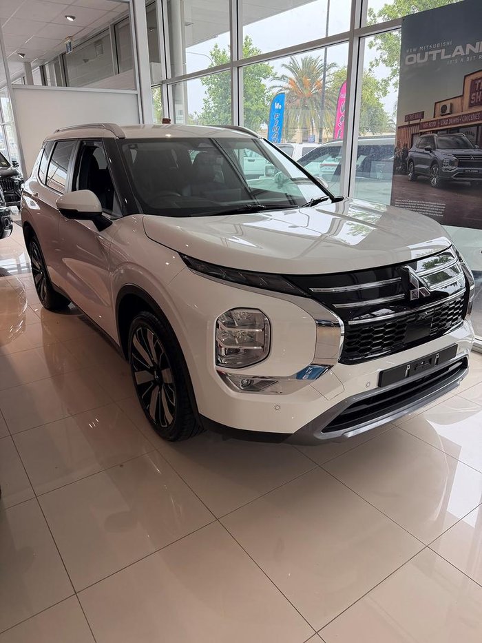 2025 Mitsubishi Outlander