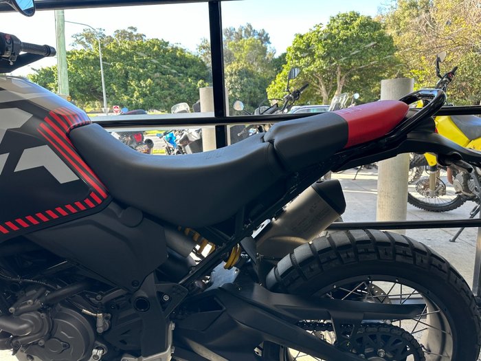 2023 DUCATI DESERTX BLACK