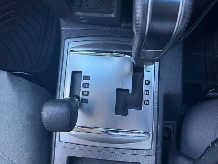 2012 Mitsubishi Pajero GLX
