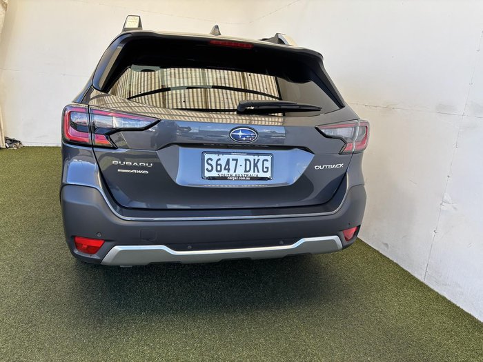 2025 Subaru Outback AWD Touring