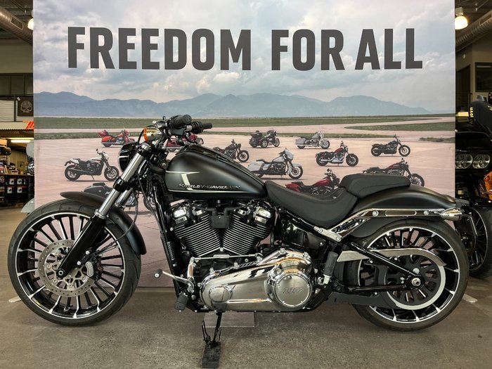 2023 Harley-davidson FXBR BREAKOUT (117) Black Denim