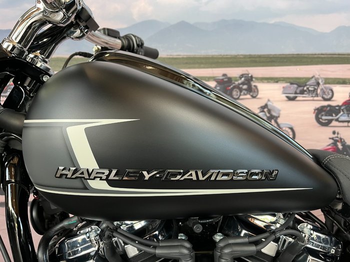 2023 Harley-davidson FXBR BREAKOUT (117) Black Denim