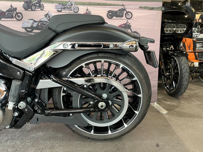 2023 Harley-davidson FXBR BREAKOUT (117) Black Denim