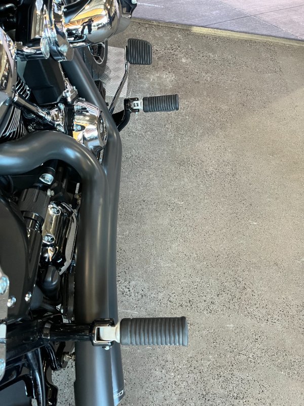 2023 Harley-davidson FXBR BREAKOUT (117) Black Denim