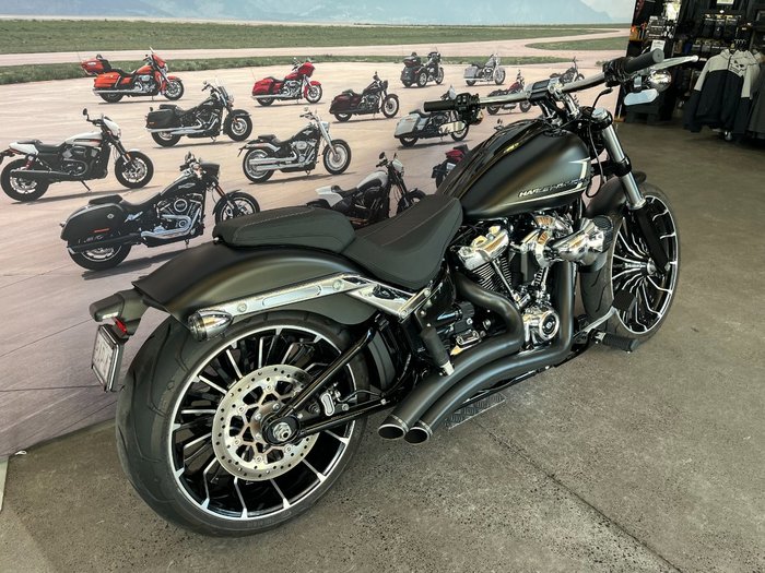2023 Harley-davidson FXBR BREAKOUT (117) Black Denim