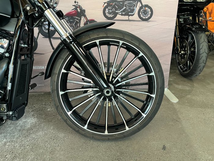2023 Harley-davidson FXBR BREAKOUT (117) Black Denim