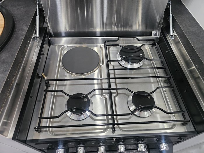 2023 VICTORY CARAVANS 21 FAMILY BUNK OFFROAD