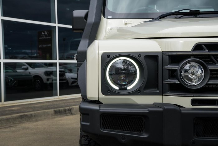 2024 INEOS Grenadier Station Wagon Trialmaster Edition MY24 4X4 Dual Range Scottish White