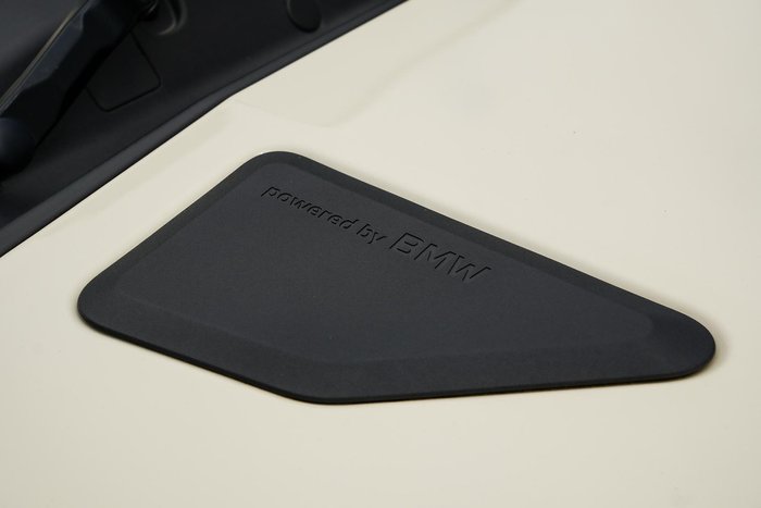 2024 INEOS Grenadier Station Wagon Trialmaster Edition MY24 4X4 Dual Range Scottish White