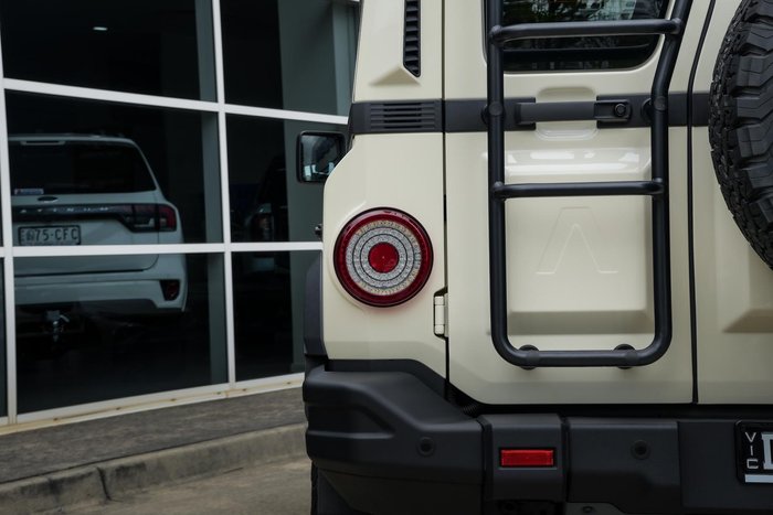 2024 INEOS Grenadier Station Wagon Trialmaster Edition MY24 4X4 Dual Range Scottish White