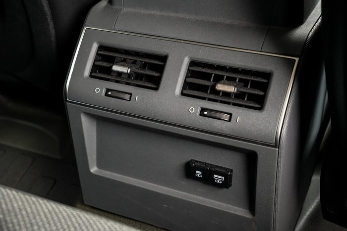 2024 INEOS Grenadier Station Wagon Trialmaster Edition MY24 4X4 Dual Range Scottish White