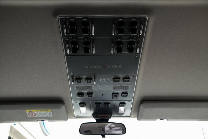 2024 INEOS Grenadier Station Wagon Trialmaster Edition MY24 4X4 Dual Range Scottish White