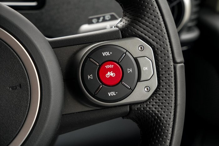 2024 INEOS Grenadier Station Wagon Trialmaster Edition MY24 4X4 Dual Range Scottish White