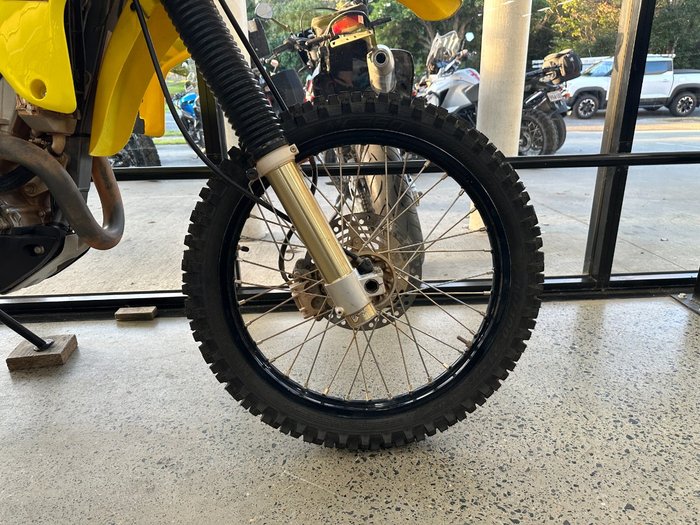 2024 Suzuki DR-Z400E YELLOW