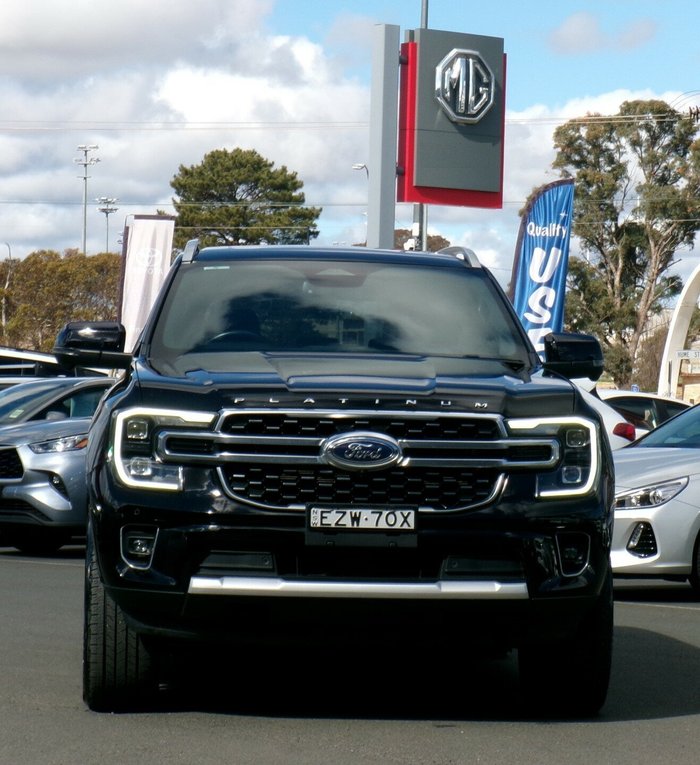 2023 Ford Everest Platinum