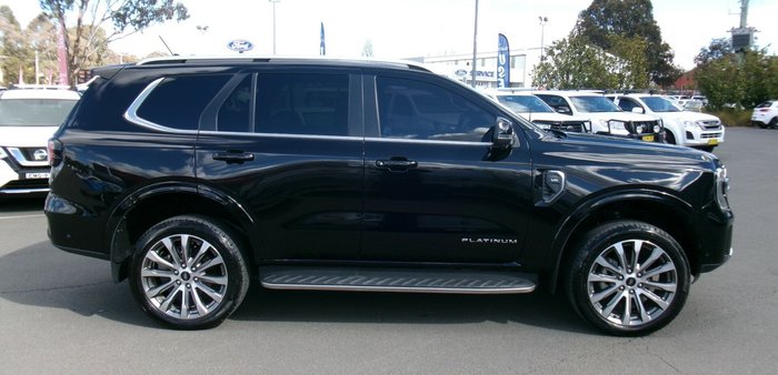 2023 Ford Everest Platinum