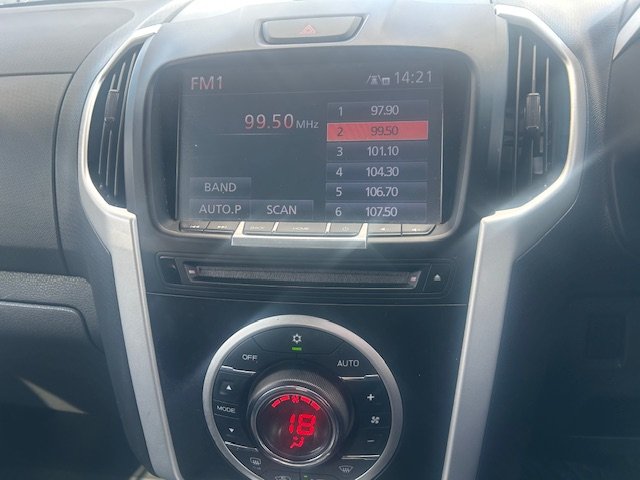 2016 ISUZU MU-X