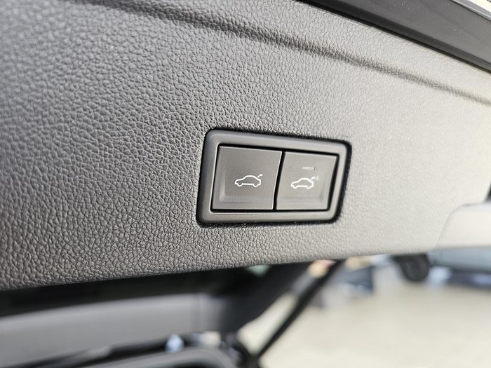 2022 Volkswagen Touareg 210TDI R-Line CR MY22 Four Wheel Drive Deep Black