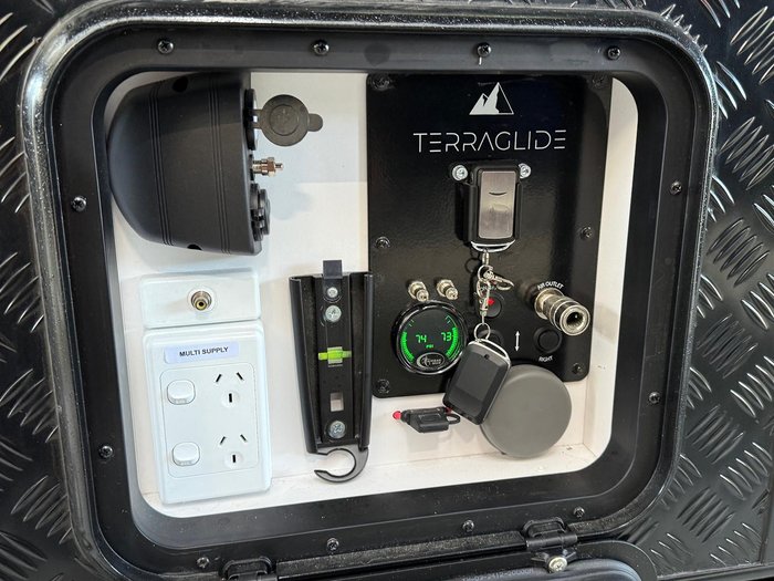 2025 Urban Caravans Xterrain Custom 21Ft