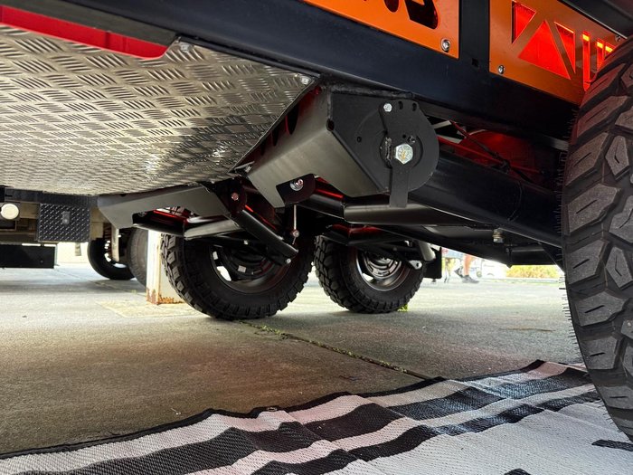 2025 Urban Caravans Xterrain Custom 21Ft