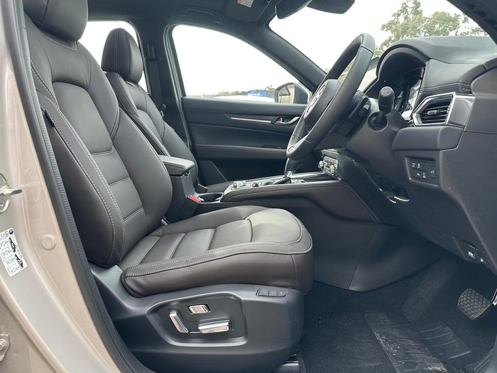 2025 Mazda CX-5 G35 Akera