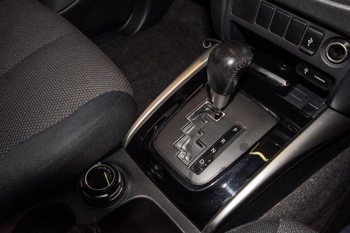 2017 Mitsubishi Triton GLS MQ MY18 4X4 Dual Range Titanium