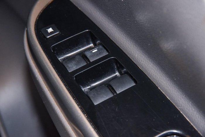 2017 Mitsubishi Triton GLS MQ MY18 4X4 Dual Range Titanium